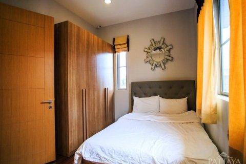 House in Pattaya, Thailand 4 bedrooms № 243126 - photo 24