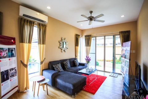 House in Pattaya, Thailand 4 bedrooms № 243126 - photo 6