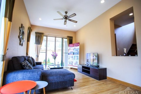 House in Pattaya, Thailand 4 bedrooms № 243126 - photo 7