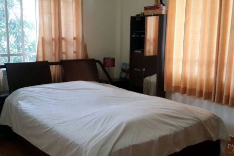 Casa de 3 dormitorios en Pattaya, Tailandia № 243094 - foto 2
