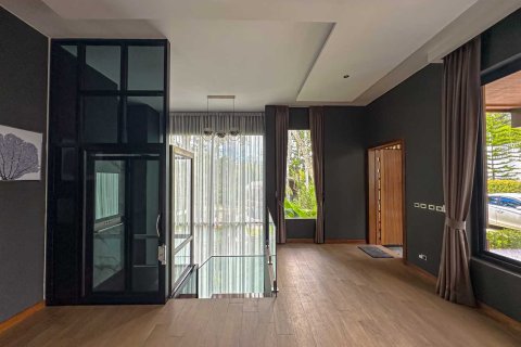 Casa de 3 dormitorios en Bang Tao, Tailandia № 84858 - foto 15