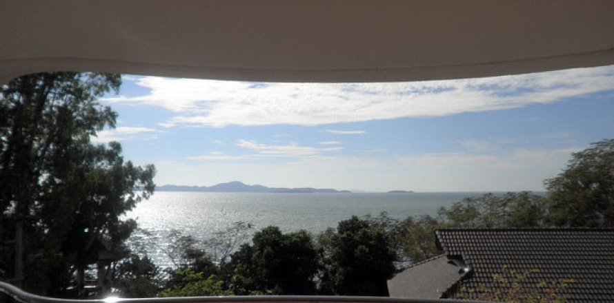 Condominio de 2 dormitorios en Pattaya, Tailandia № 242638