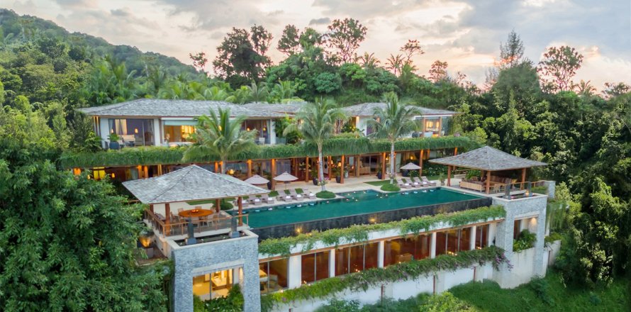 Hotel in Kamala, Thailand 3248 m2 № 3865