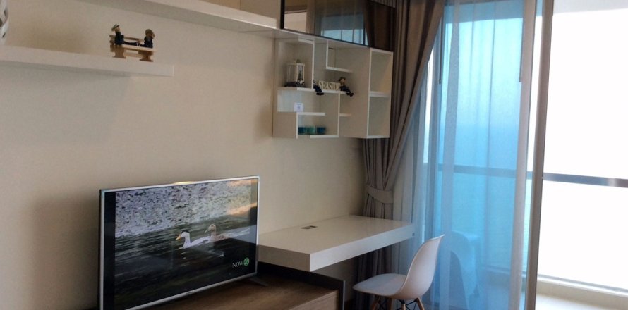 Estudio en el condominio en Pattaya, Tailandia № 242359