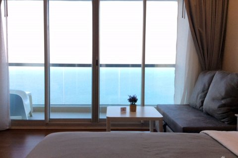 Estudio en el condominio en Pattaya, Tailandia № 242359 - foto 2
