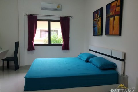 Casa de 2 dormitorios en Pattaya, Tailandia № 243146 - foto 3