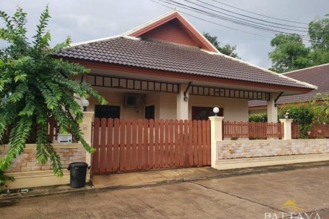 Casa de 2 dormitorios en Pattaya, Tailandia № 243146