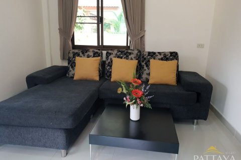 Casa de 2 dormitorios en Pattaya, Tailandia № 243146 - foto 17