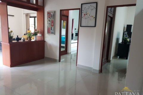 Casa de 2 dormitorios en Pattaya, Tailandia № 243146 - foto 5