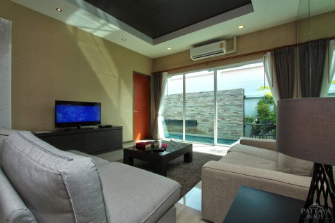Casa de 3 dormitorios en Pattaya, Tailandia № 243121 - foto 4