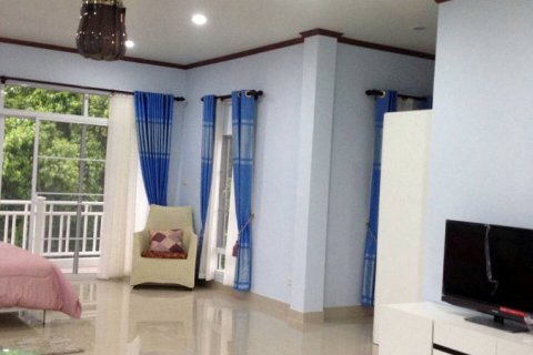 Casa de 5 dormitorios en Jomtien Beach, Pattaya, Tailandia № 243340 - foto 18