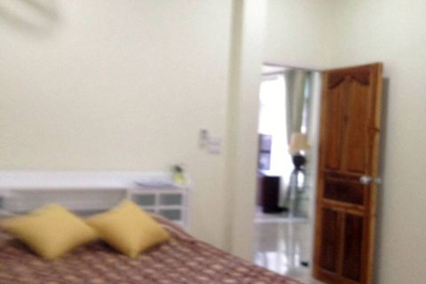 Casa de 5 dormitorios en Jomtien Beach, Pattaya, Tailandia № 243340 - foto 5