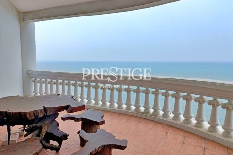 Condominio de 3 dormitorios en Pattaya, Tailandia № 250521