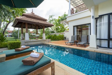Casa de 3 dormitorios en Bang Tao, Tailandia № 241981 - foto 9