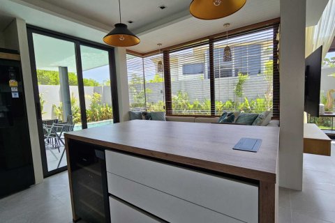 Casa de 2 dormitorios en Bang Tao, Tailandia № 120860 - foto 8