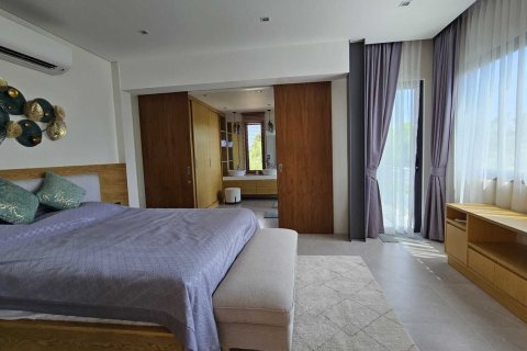 Casa de 2 dormitorios en Bang Tao, Tailandia № 120860 - foto 18