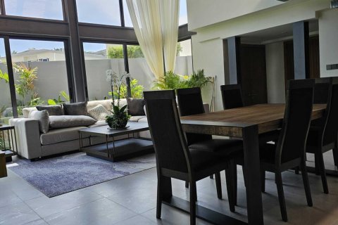 Casa de 2 dormitorios en Bang Tao, Tailandia № 120860 - foto 13