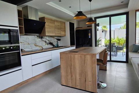 Casa de 2 dormitorios en Bang Tao, Tailandia № 120860 - foto 5