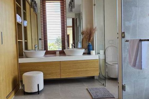 Casa de 2 dormitorios en Bang Tao, Tailandia № 120860 - foto 14