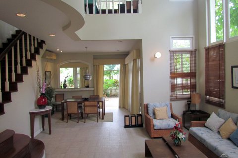 Casa de 3 dormitorios en Pattaya, Tailandia № 243139 - foto 5