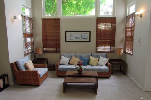 Casa de 3 dormitorios en Pattaya, Tailandia № 243139 - foto 11