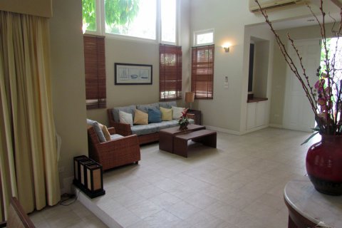 Casa de 3 dormitorios en Pattaya, Tailandia № 243139 - foto 9