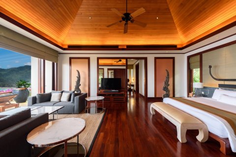 Haus in Kamala, Thailand 5 Schlafzimmer № 3749 - Foto 26