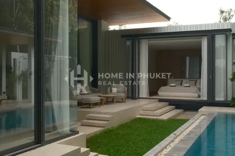 House in Phuket, Thailand 4 bedrooms № 241843 - photo 2