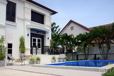 Maison à Pattaya, Thaïlande 3 chambres № 243162