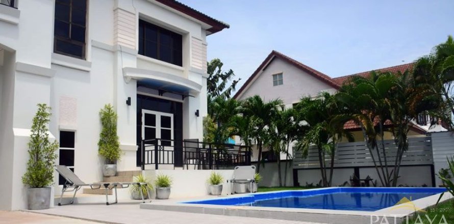 Maison à Pattaya, Thaïlande 3 chambres № 243162