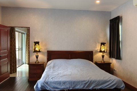 Chalet de 3 dormitorios en Hua Hin, Tailandia № 244853