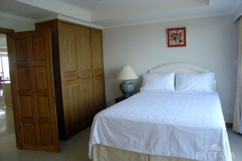 Condominio de 2 dormitorios en Jomtien Beach, Pattaya, Tailandia № 242810 - foto 8