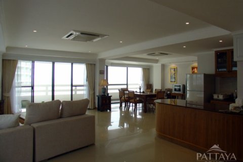 Condominio de 2 dormitorios en Jomtien Beach, Pattaya, Tailandia № 242810 - foto 6