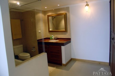 Condominio de 2 dormitorios en Jomtien Beach, Pattaya, Tailandia № 242810 - foto 15
