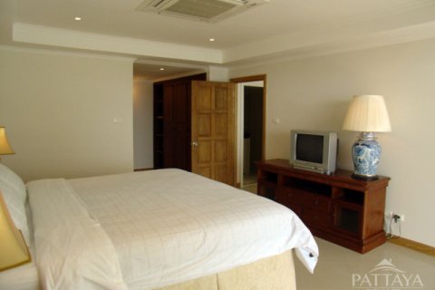 Condominio de 2 dormitorios en Jomtien Beach, Pattaya, Tailandia № 242810 - foto 14