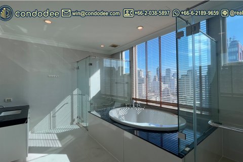 Eigentumswohnung in Watthana, Bangkok, Thailand, 4 Schlafzimmer № 200614 - Foto 6