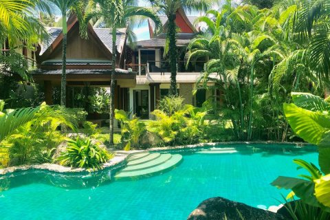 Casa de 3 dormitorios en Surin, Tailandia № 3845