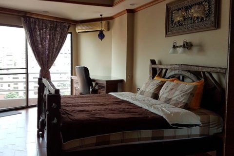Condo sur Jomtien Beach, Pattaya, Thaïlande, 1 chambre № 242384 - photo 20