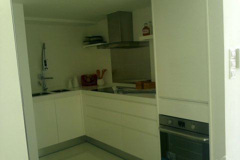 Condominio de 2 dormitorios en Pattaya, Tailandia № 242838 - foto 5