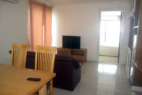 Condominio de 2 dormitorios en Pattaya, Tailandia № 242856 - foto 2