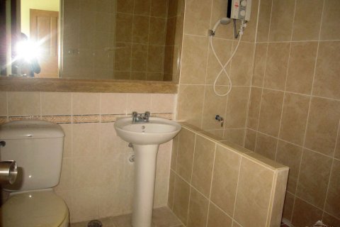 Condominio de 2 dormitorios en Pattaya, Tailandia № 242856 - foto 12