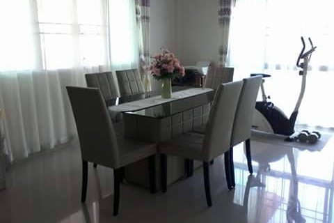 Haus in Pattaya, Thailand 3 Schlafzimmer № 243180 - Foto 14