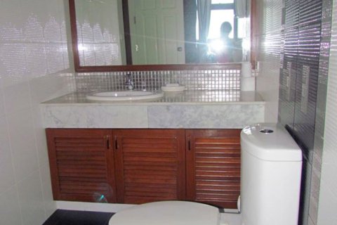Condo in Pattaya, Thailand, 2 bedrooms  № 242276 - photo 22