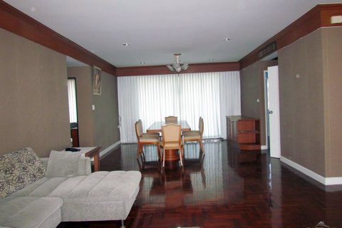 Condo in Pattaya, Thailand, 2 bedrooms  № 242276 - photo 8