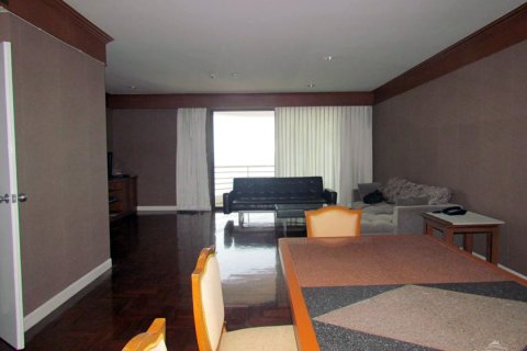 Condo in Pattaya, Thailand, 2 bedrooms  № 242276 - photo 14