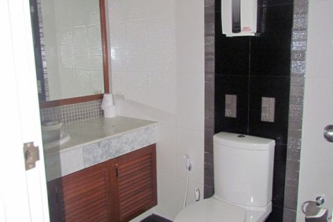 Condo in Pattaya, Thailand, 2 bedrooms  № 242276 - photo 20
