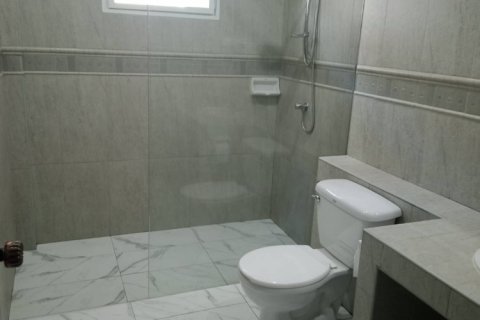 บ้านในพัทยา, ประเทศไทย 4 ห้องนอน № 243250 - รูปถ่าย 19