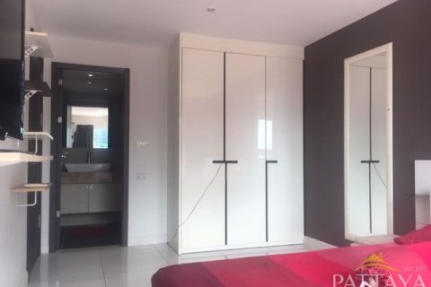 Condominio de 2 dormitorios en Pattaya, Tailandia № 242486 - foto 3