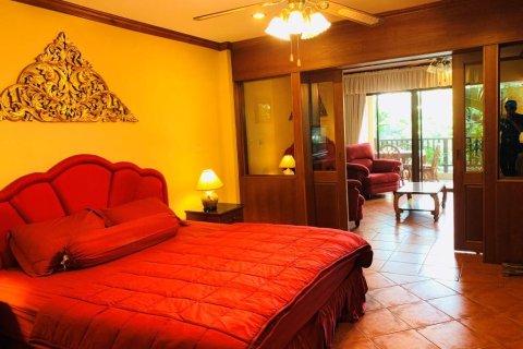 Condo on Jomtien Beach, Pattaya, Thailand, 1 bedroom  № 242142 - photo 15