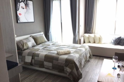 Estudio en el condominio en Jomtien Beach, Pattaya, Tailandia № 242429 - foto 2